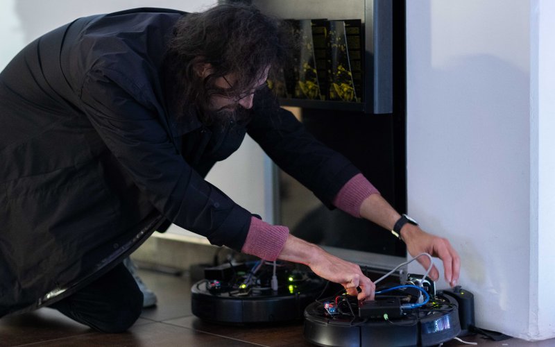 ©esc medien kunst labor-out of control-nick acorne-foto_mgross