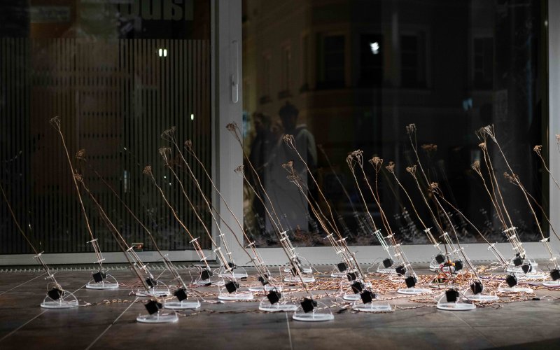 escmedienkunstlabor_out_of_control_eröffnung_tele-present_wind_foto_martin_grossescmedienkunstlabor_out_of_control_eröffnung_tele-present_wind_foto_martin_gross
