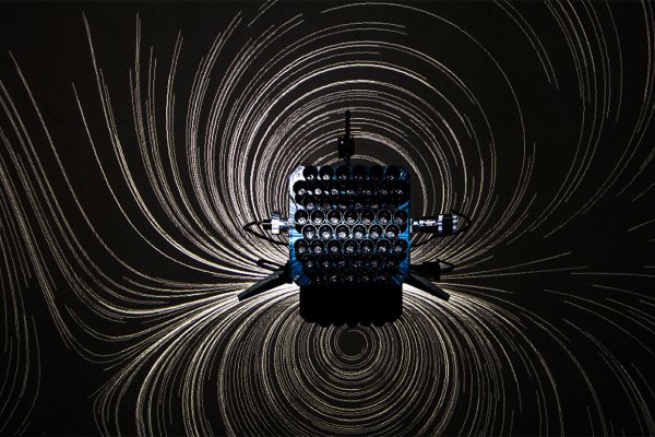 EMPATHY SWARM, CURIOUS TAUTOPHONE AND DR. DOPPLERS MACHINE by K.Hochschuh_A.Donovan © esc mkl_Foto: K.Hochschuh_A.Donovan EMPATHY-SWARM-CURIOUS-TAUTOPHONE-AND-DR.-DOPPLERS-MACHINE_by_K.Hochschuh_A.Donovan_@_esc-medien-kunst-labor_©_esc-mkl_Foto:_K.Hochschuh_A.Donovan